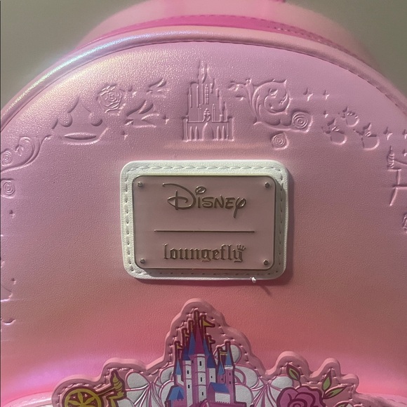 Loungefly Disney Sleeping Beauty Auroa Wedding Cake Bag/Backpack NWT - Picture 2 of 5